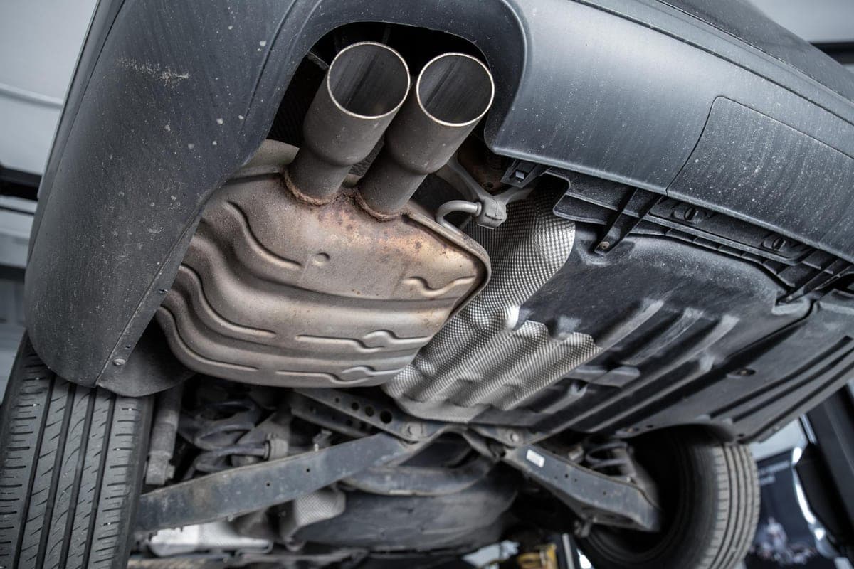 Muffler & Exhaust Repair at 7 Mile and Hoover Auto Services in Detroit, MI